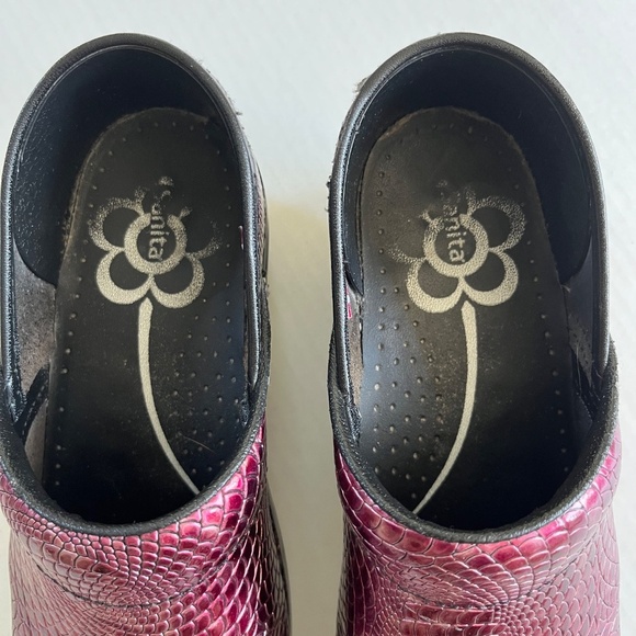 Sanita Clogs Sz 7 in USA Leather Metallic Danish Fuchsia Slip On Shoes - Picture 10 of 10